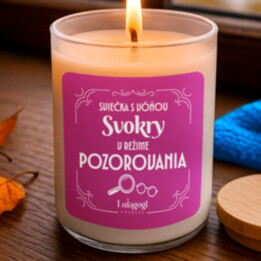 Sviečka s vôňou svokry v režime pozorovania – vonná svieca s potlačou pre svokru