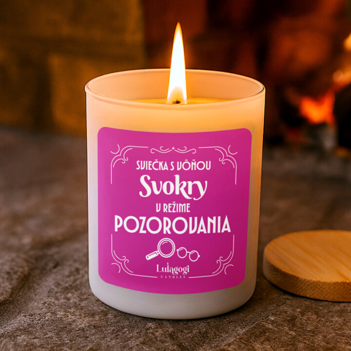 Sviečka s vôňou svokry v režime pozorovania – vonná svieca s potlačou pre svokru