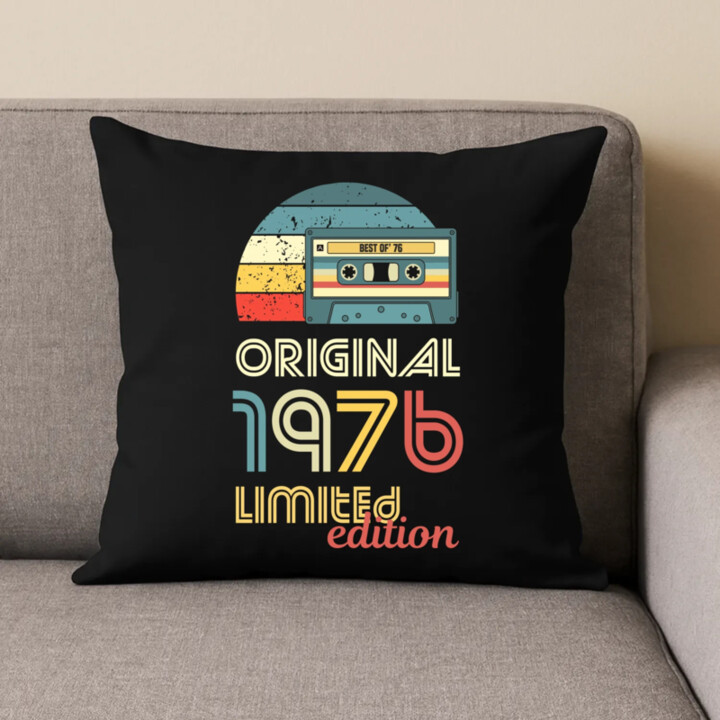 Original - best of' 1976 - čierny vankúš s potlačou