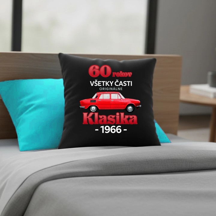 60 rokov - všetky časti originálne - Klasika 1966 - čierny vankúš s potlačou