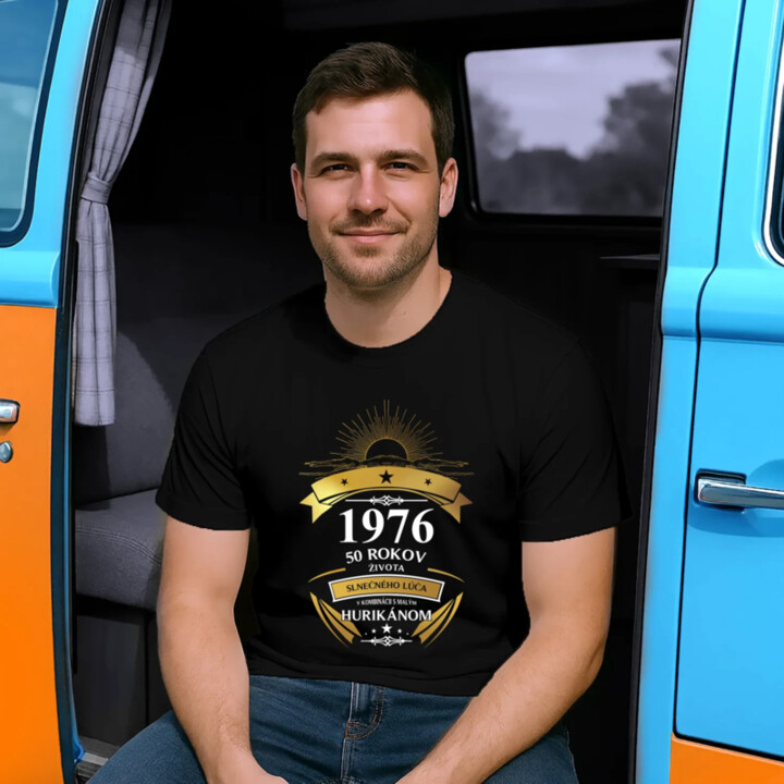 1976 - 50 rokov - života slnečného lúča v kombinácii s malým hurikánom - pánske tričko s potlačou