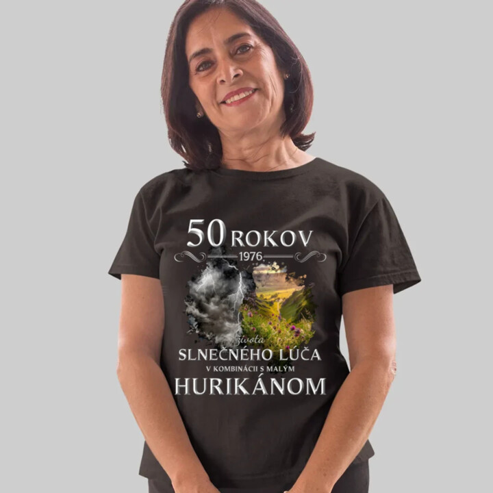 1976 - 50 rokov života slnečného lúča v2 - dámske tričko s potlačou