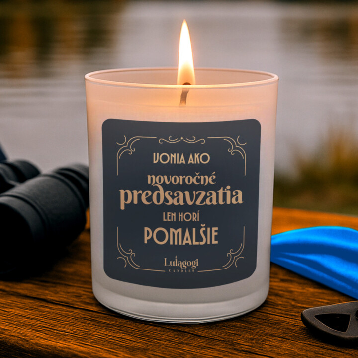 Voní ako novoročné predsavzatia, len horí pomalšie v2 – vonná sviečka ako darček