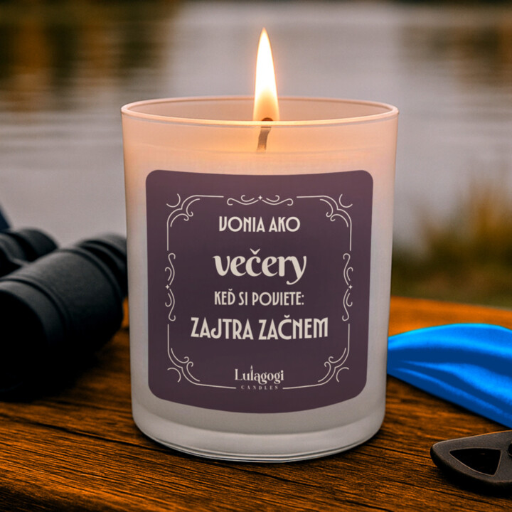 Voní ako večery, keď si poviete: Zajtra začnem – vonná sviečka ako darček