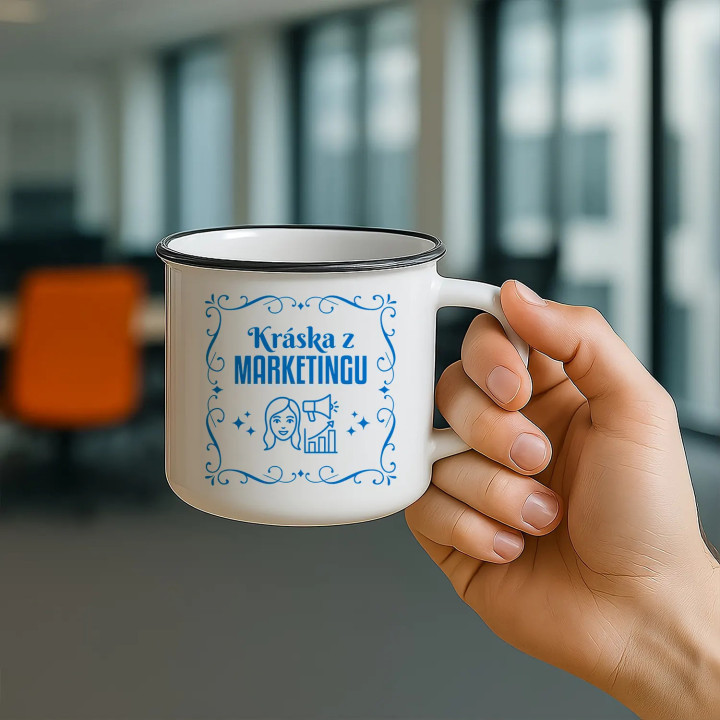 Kráska z marketingu - keramický smaltovaný hrnček s potlačou