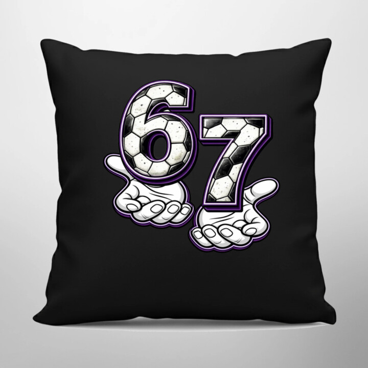 67 Football - čierny vankúš s potlačou