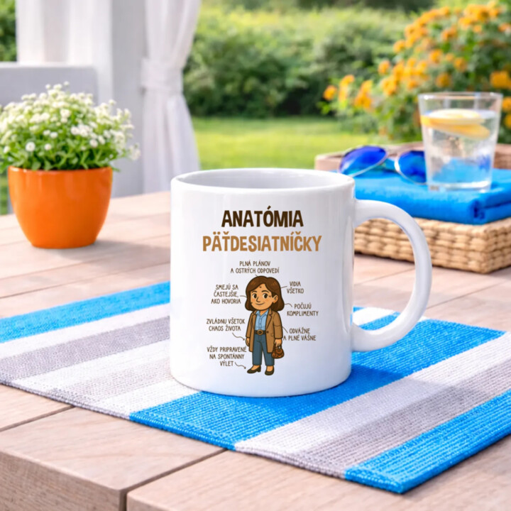 Anatómia päťdesiatníčky - keramický hrnček s potlačou