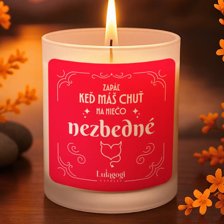 Zapáľ, keď máš chuť na niečo nezbedné - vonná sviečka ako darček