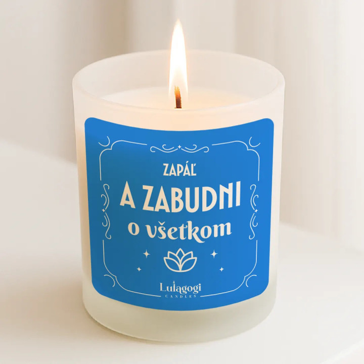 Zapáľ a zabudni o všetkom - vonná sviečka ako darček