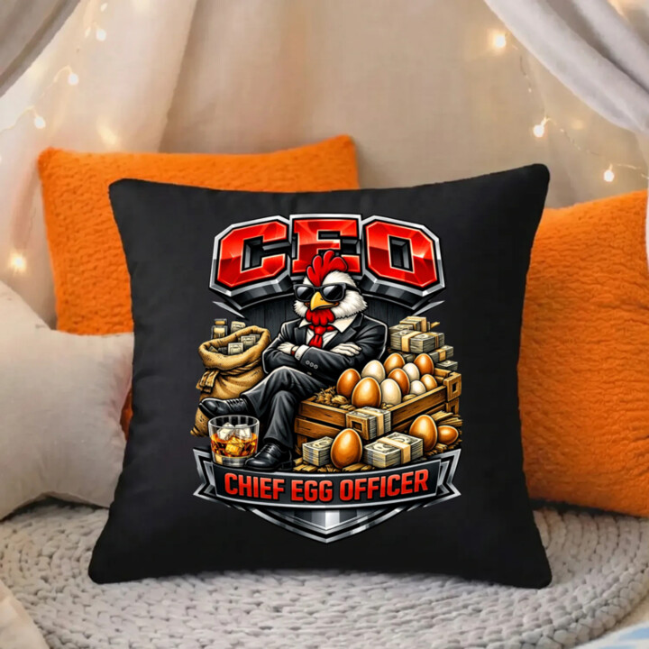 CEO: Chief Egg Officer - čierny vankúš s potlačou