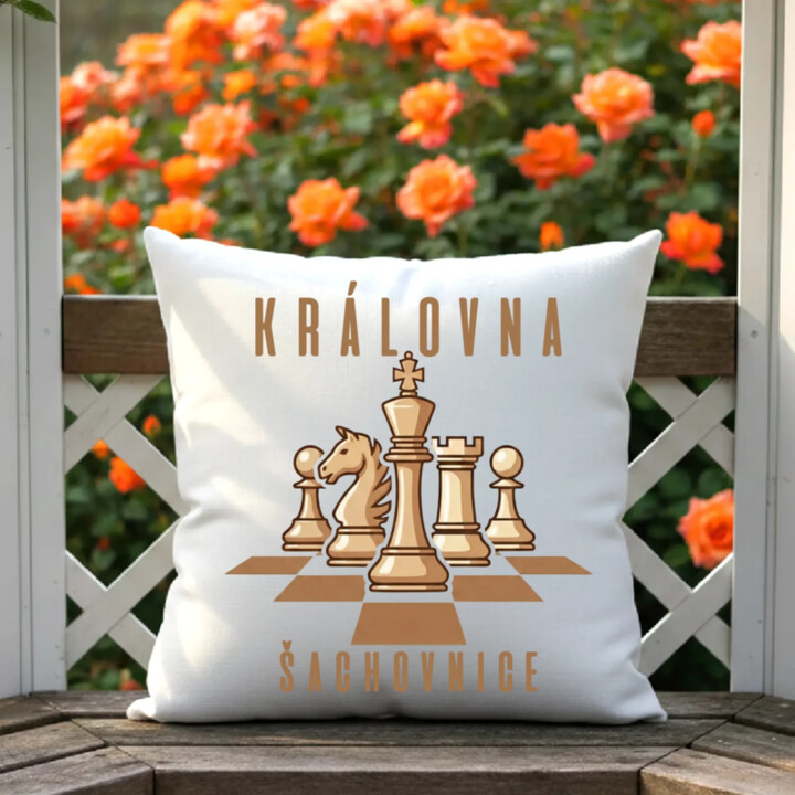 Královna šachovnice - vankúš s potlačou