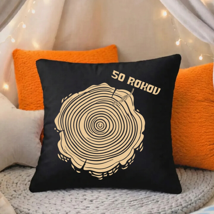 Letokruhy – 50 rokov - čierny vankúš s potlačou
