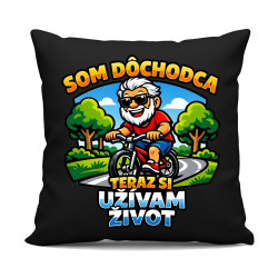 Som dôchodca, teraz si užívam život - čierny vankúš s potlačou