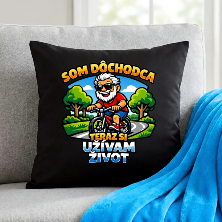 Som dôchodca, teraz si užívam život - čierny vankúš s potlačou