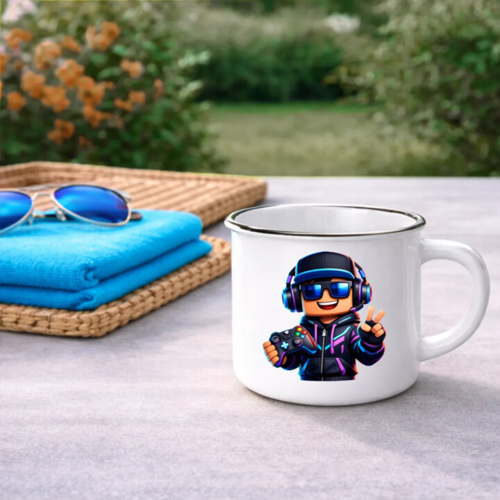 Hráč s ovládačom  - smaltovaný hrnček s potlačou pre fanúšikov Roblox