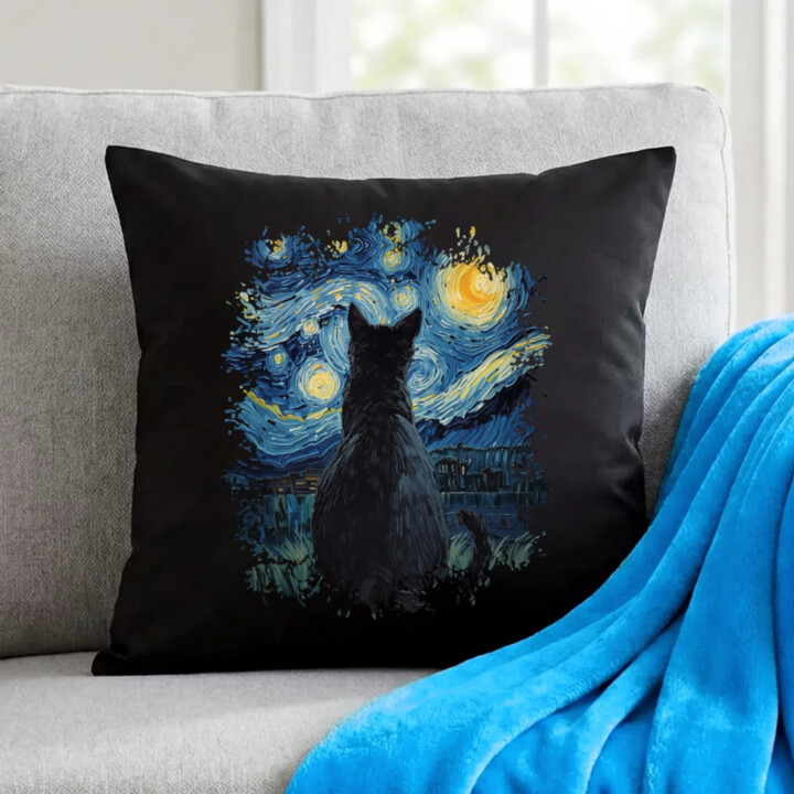 Kočka inšpirovaná Van Goghom - čierny vankúš s potlačou