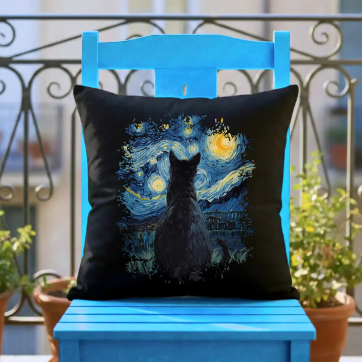 Kočka inšpirovaná Van Goghom - čierny vankúš s potlačou