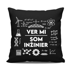 Ver mi, som inžinier - čierny vankúš s potlačou