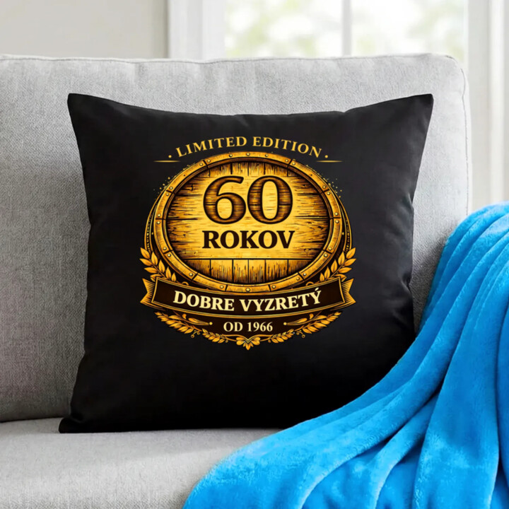 Limited edition 60 rokov - dobre vyzretý - od 1966 - čierny vankúš s potlačou