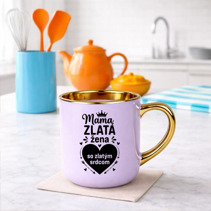 Mama - zlatá žena so zlatým srdcom – elegantný hrnček na darček