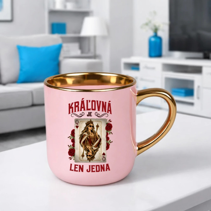 Kráľovná je len jedna – Elegantný hrnček na darček