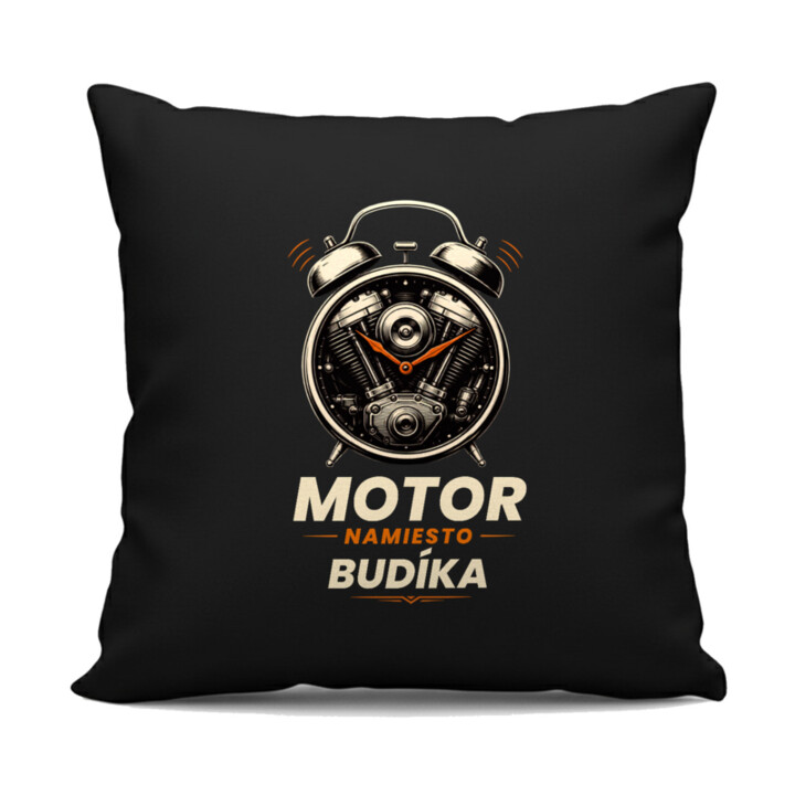 Motor namiesto budíka - čierny vankúš s potlačou