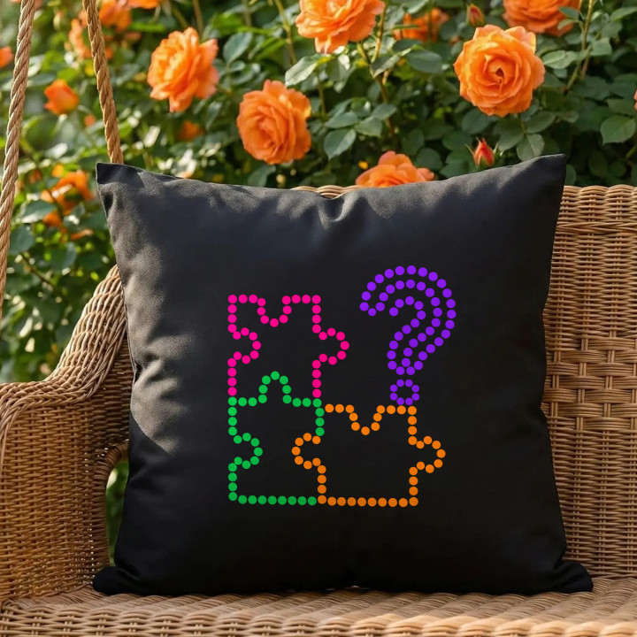 Puzzle z bodiek - deň bodky - čierny vankúš s potlačou