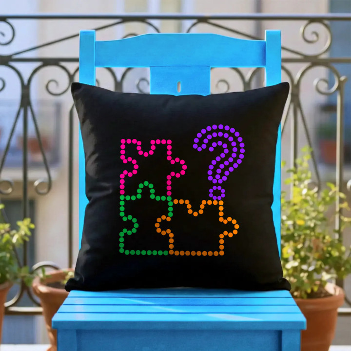 Puzzle z bodiek - deň bodky - čierny vankúš s potlačou