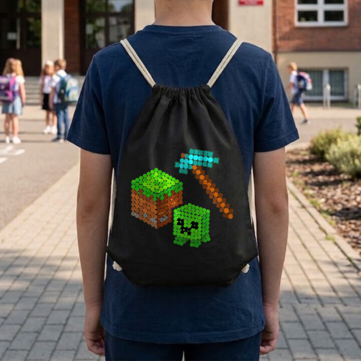 Kockový svet z bodiek - deň bodky - vak na chrbát s potlačou - inšpirované Minecraftom