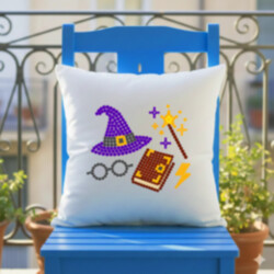 Kúzla a mágia z bodiek - deň bodky - vankúš s potlačou - inšpirované Harrym Potterom