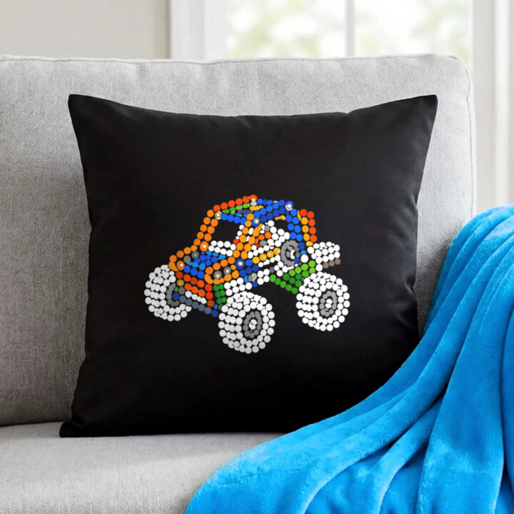 Auto zo stavebnice z bodiek - deň bodky - čierny vankúš s potlačou - inšpirované LEGO Technic