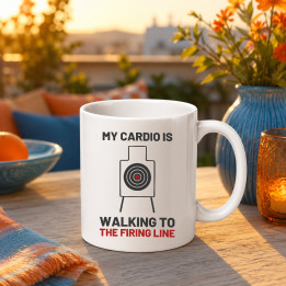 My cardio is walking to the firing line - keramický hrnček pre strelca