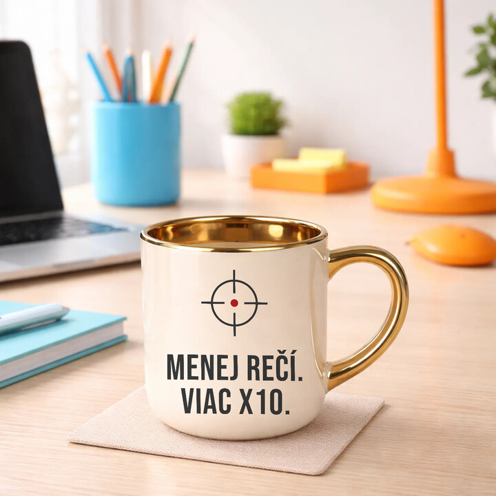 Menej rečí, viac X10 - elegantný hrnček pre strelca