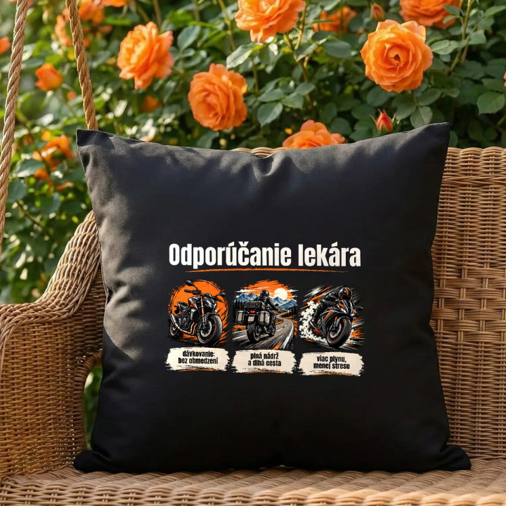 Odporúčanie lekára pre motorkárov - čierny vankúš s potlačou