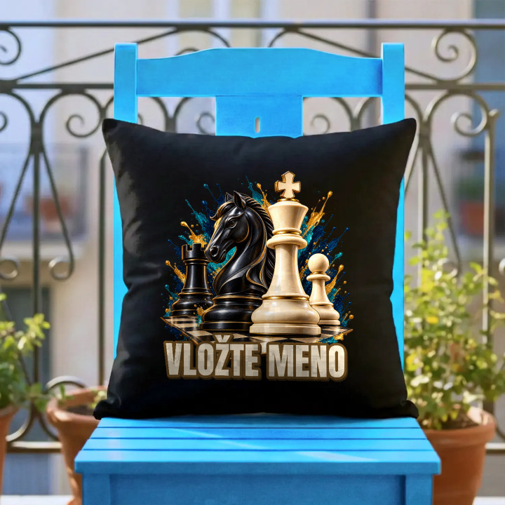 Šach (meno) - jazdec, kráľ a pešiak - čierny vankúš s potlačou - personalizovaný produkt