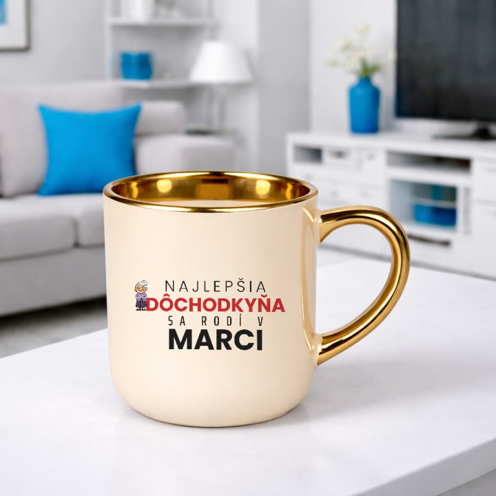 Najlepšia dôchodkyňa sa rodí v marci - elegantný hrnček na darček