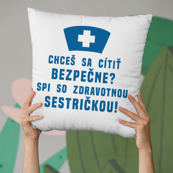 Spi so zdravotnou sestričkou - vankúš s potlačou