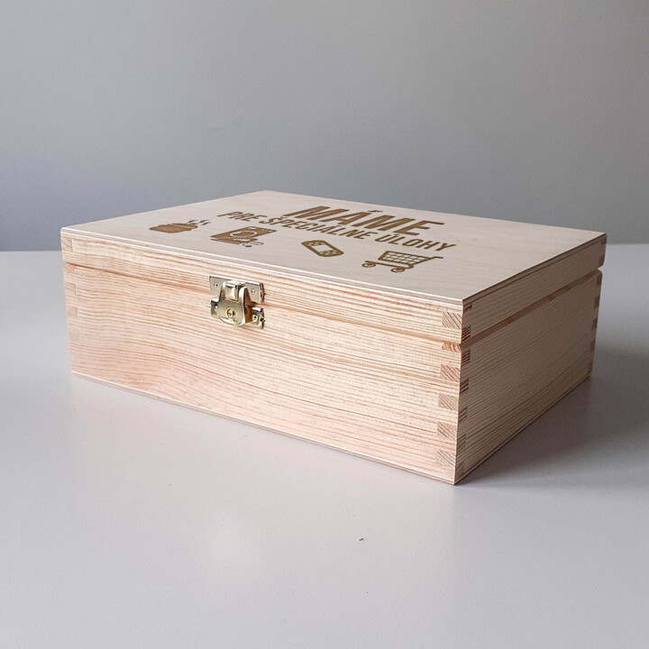 Máme pre špeciálne úlohy - Drevený box na čaj s gravírovaním