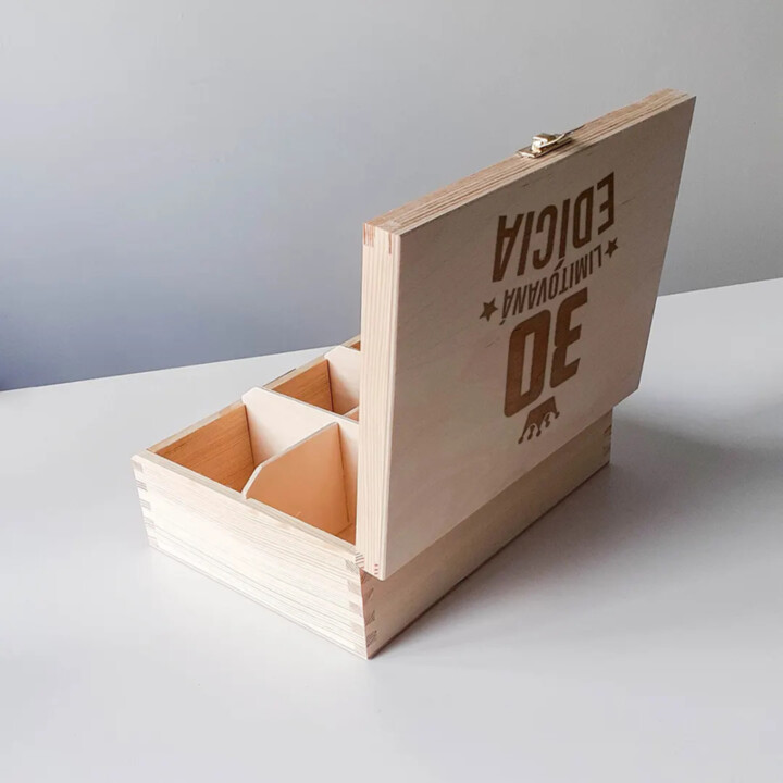 30 rokov Limitovaná edícia - drevený box na čaj s gravírovaním