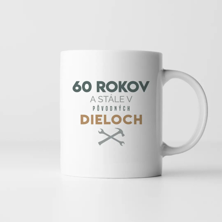 60 rokov a stále v pôvodných dieloch - keramický hrnček s potlačou